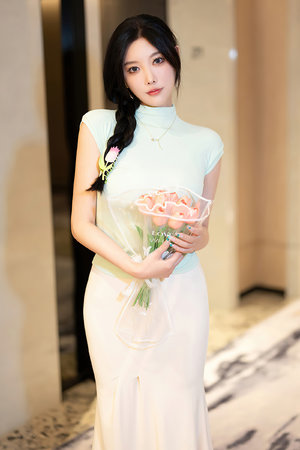 总裁sm调教揉花蒂h打屁