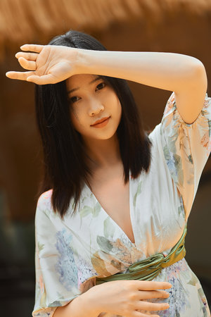 四个女学生特殊精油按摩