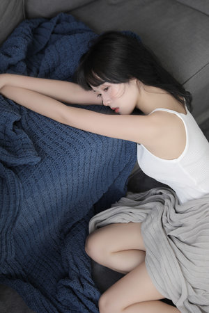 日韩人妻中文综合专区