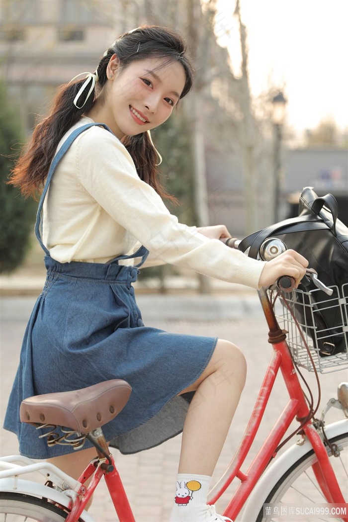 小苹果www免费动漫