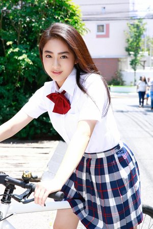 岳把我用嘴含进满足我第一章