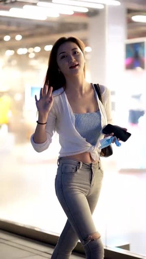 丰满的中村知惠