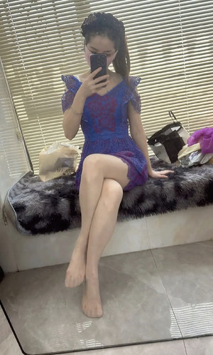 巨乳正妹瘋狂晃奶