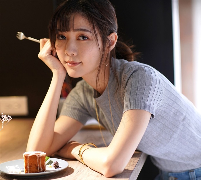 白嫩大学生宿舍啪啪