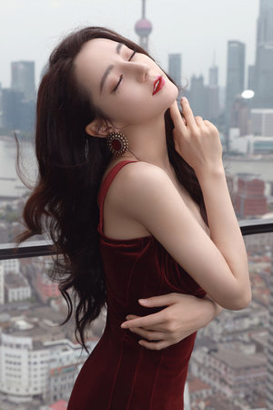 金梅瓶中的囗交图片h