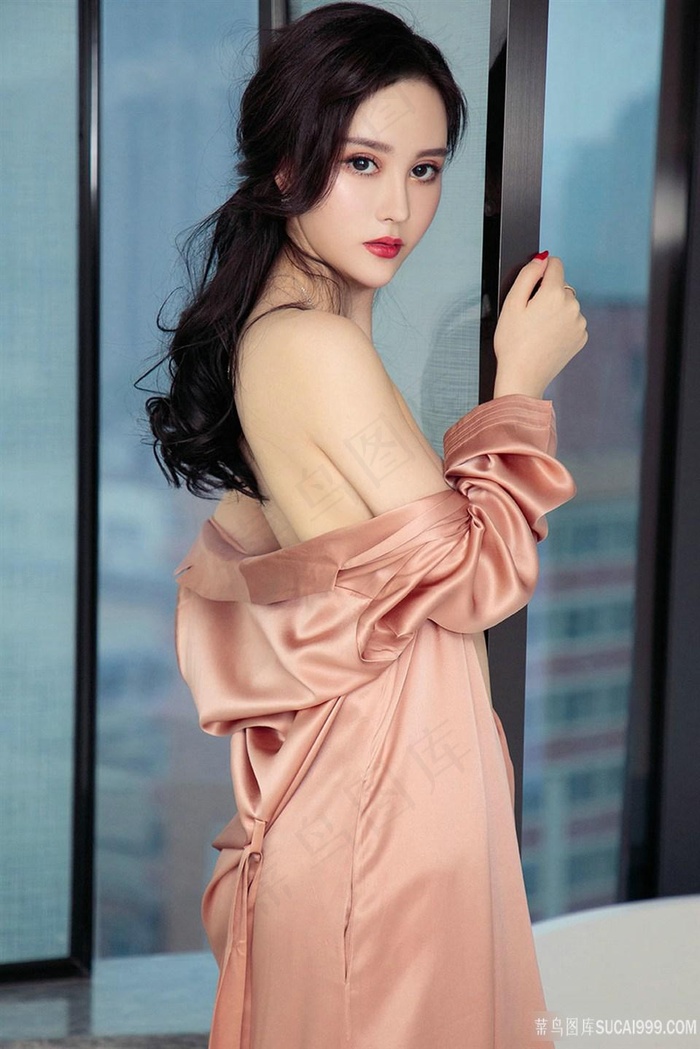 堕落宇宙英雄龙宙