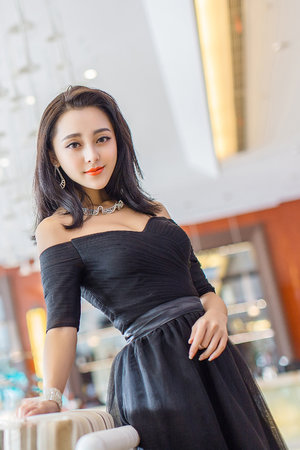 三个小男孩上火舞的动画片